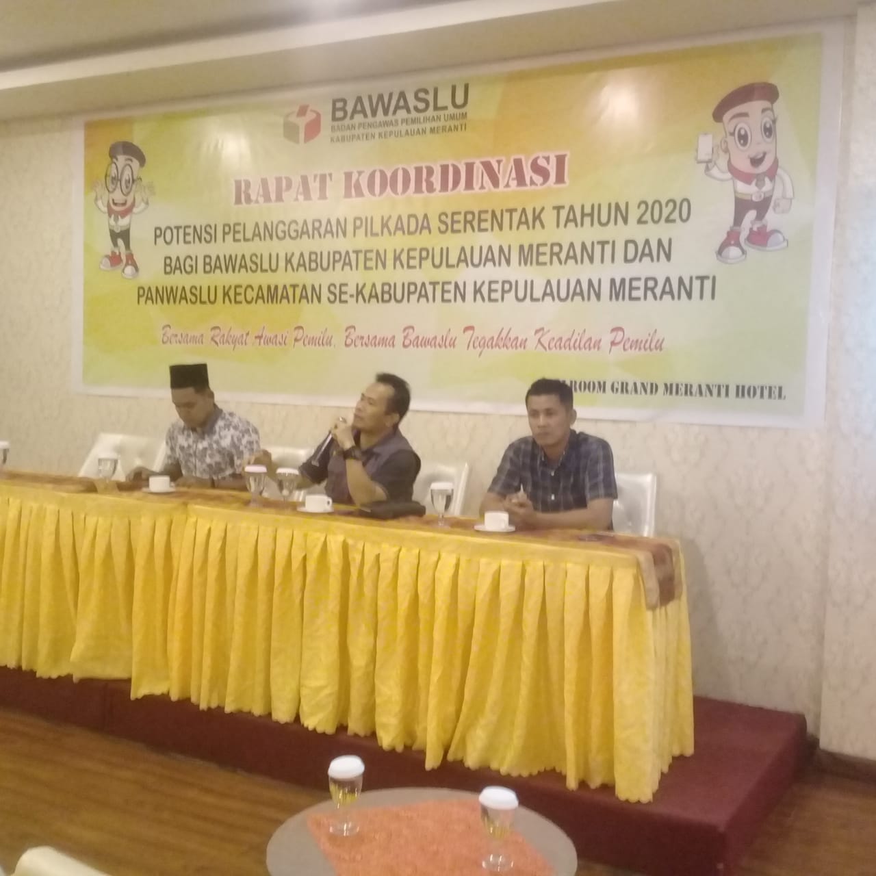 Amiruddin Ingatkan tentang pentingnya sinergitas antara Panwascam dan sekretariat