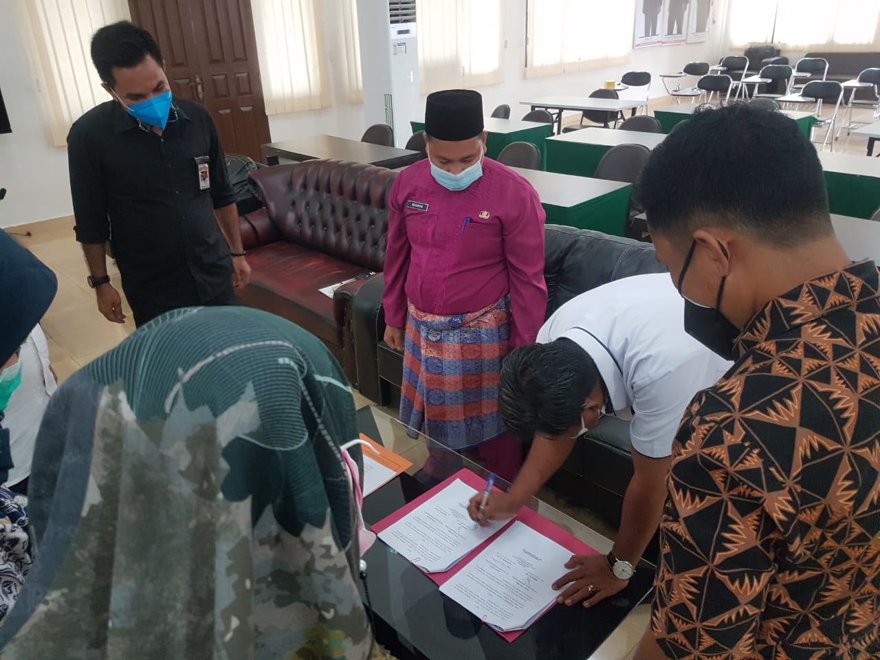 Gushendri Jabat Plt. Koordinator Sekretariat Bawaslu Kota Pekanbaru