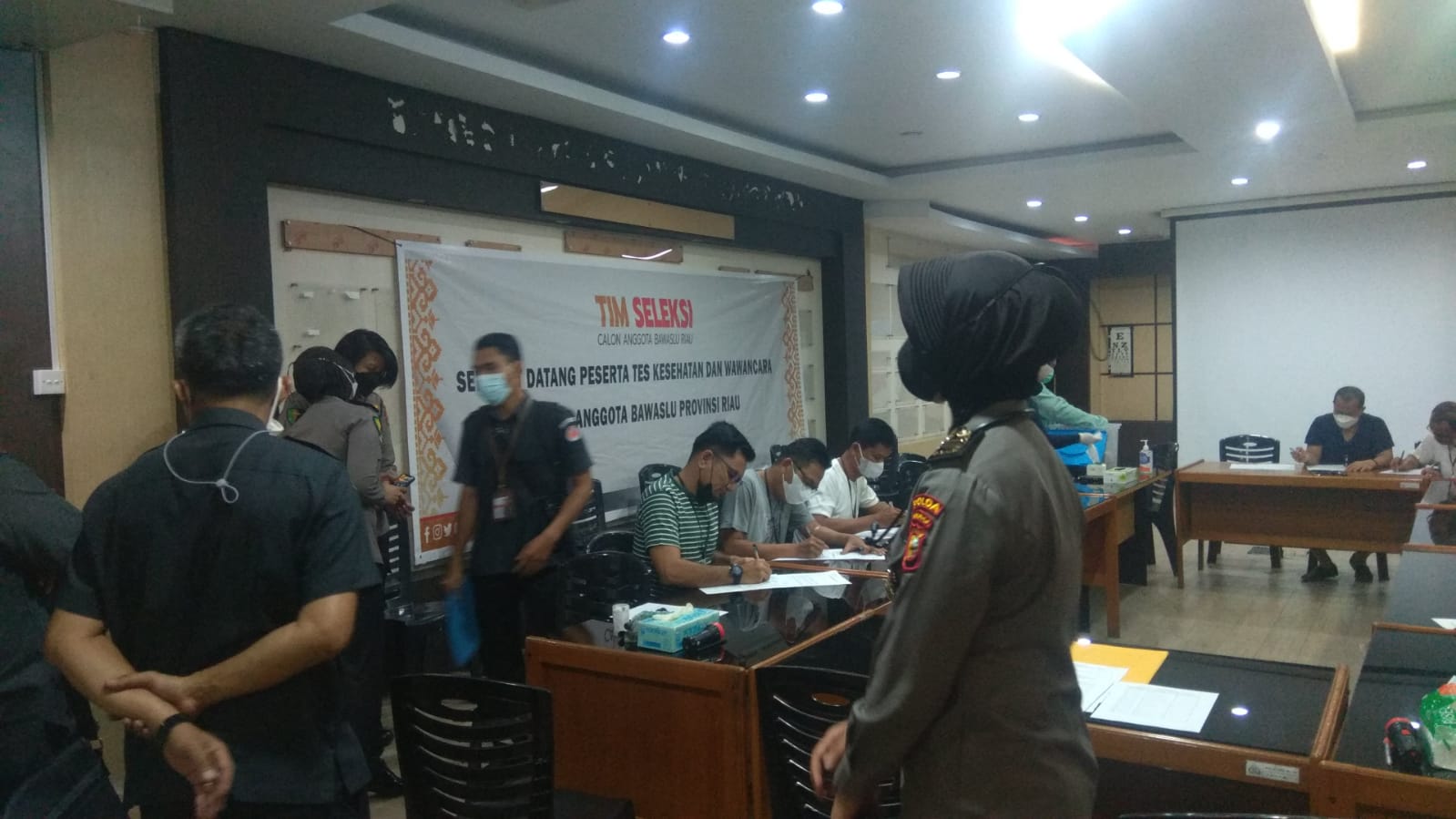 12 Calon Anggota Bawaslu Riau, Ikuti Pelaksanaan Tes Kesehatan