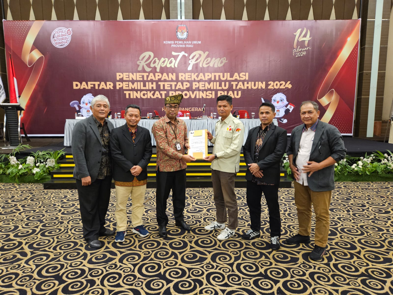 Bawaslu Riau Minta Percepatan Perekaman KTP Elektronik