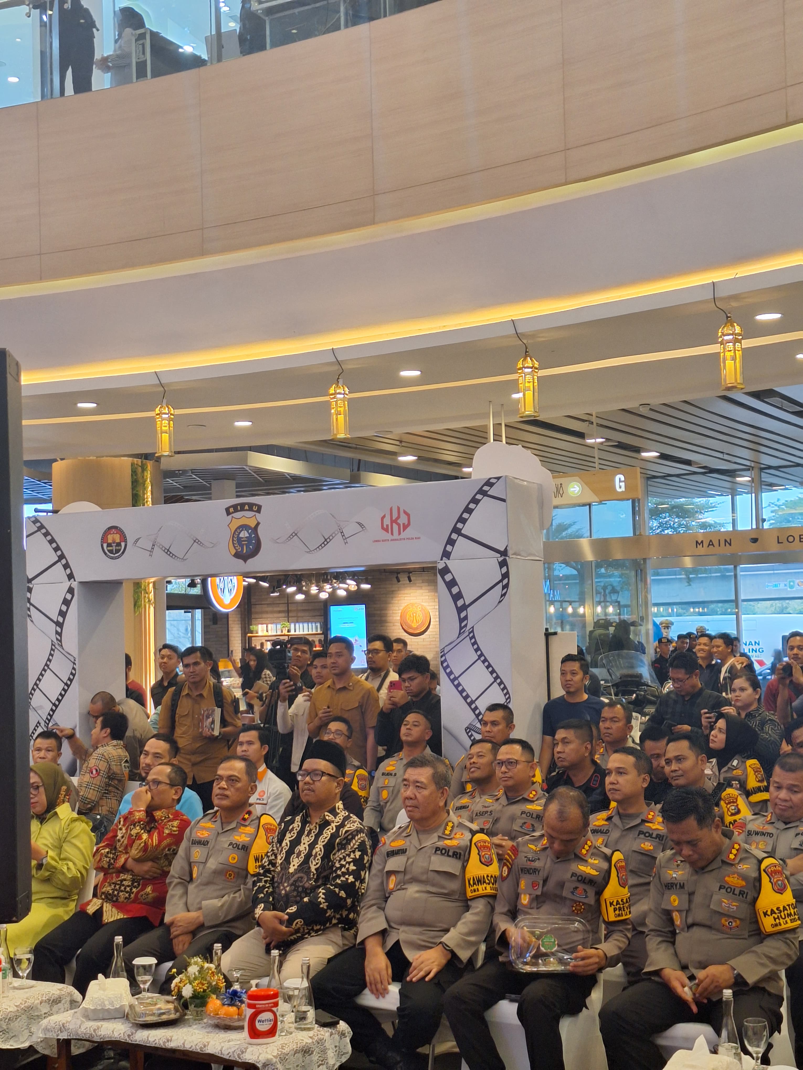 Bawaslu Riau Hadiri Penutupan Cooling System Pemilu Damai Polda Riau 2024