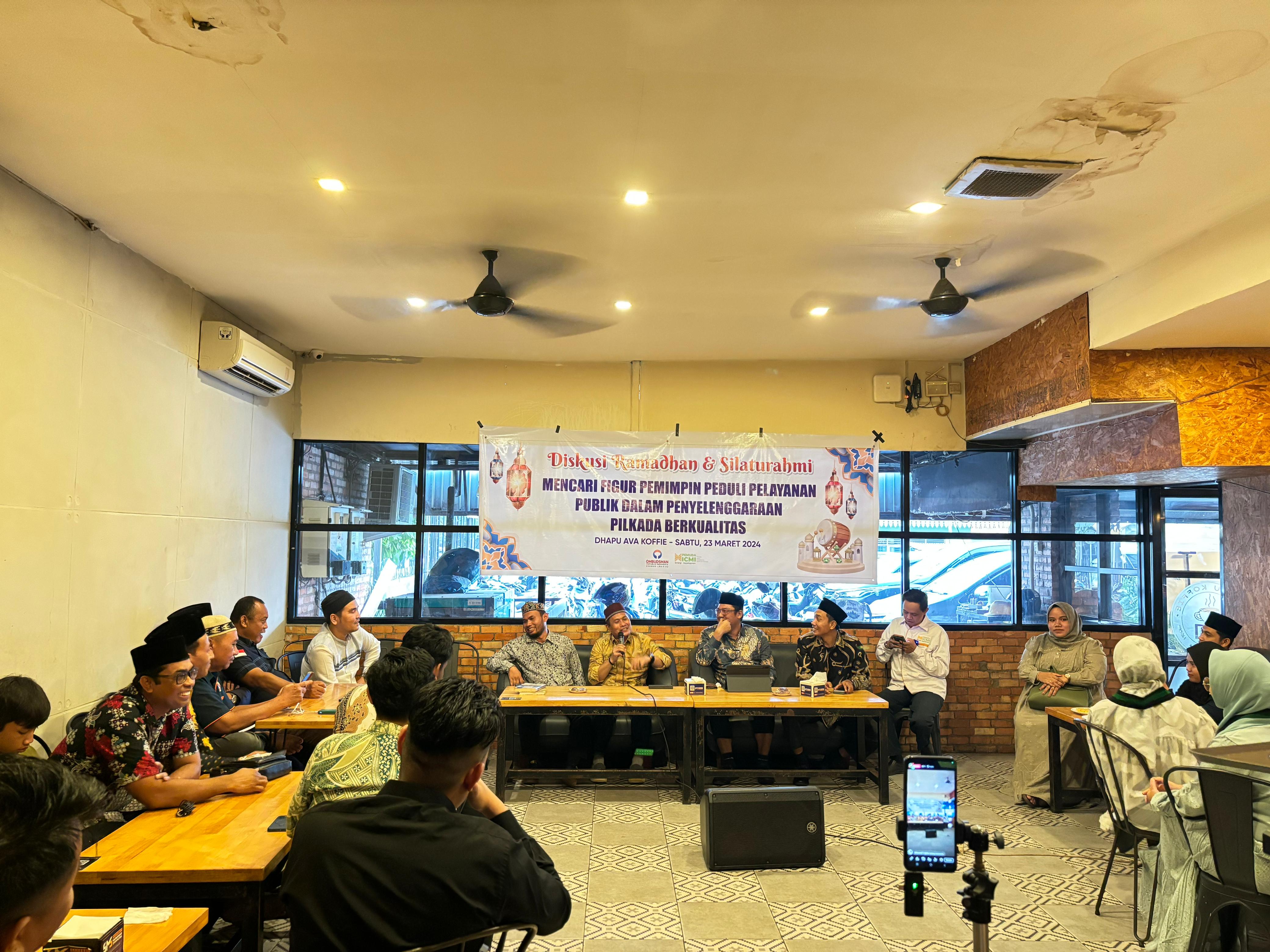 Bawaslu Riau Hadiri Kegiatan Diskusi Publik bersama Pemuda ICMI Provinsi Riau