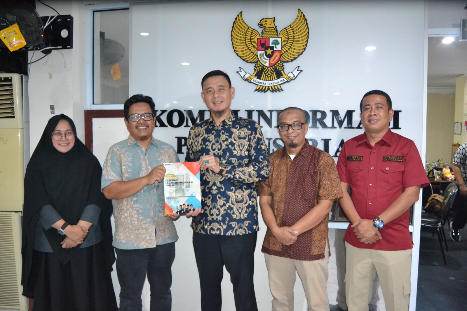 Bawaslu Riau Rampungkan Pengisian SAQ 2025 sebagai Wujud Komitmen Keterbukaan Informasi Publik