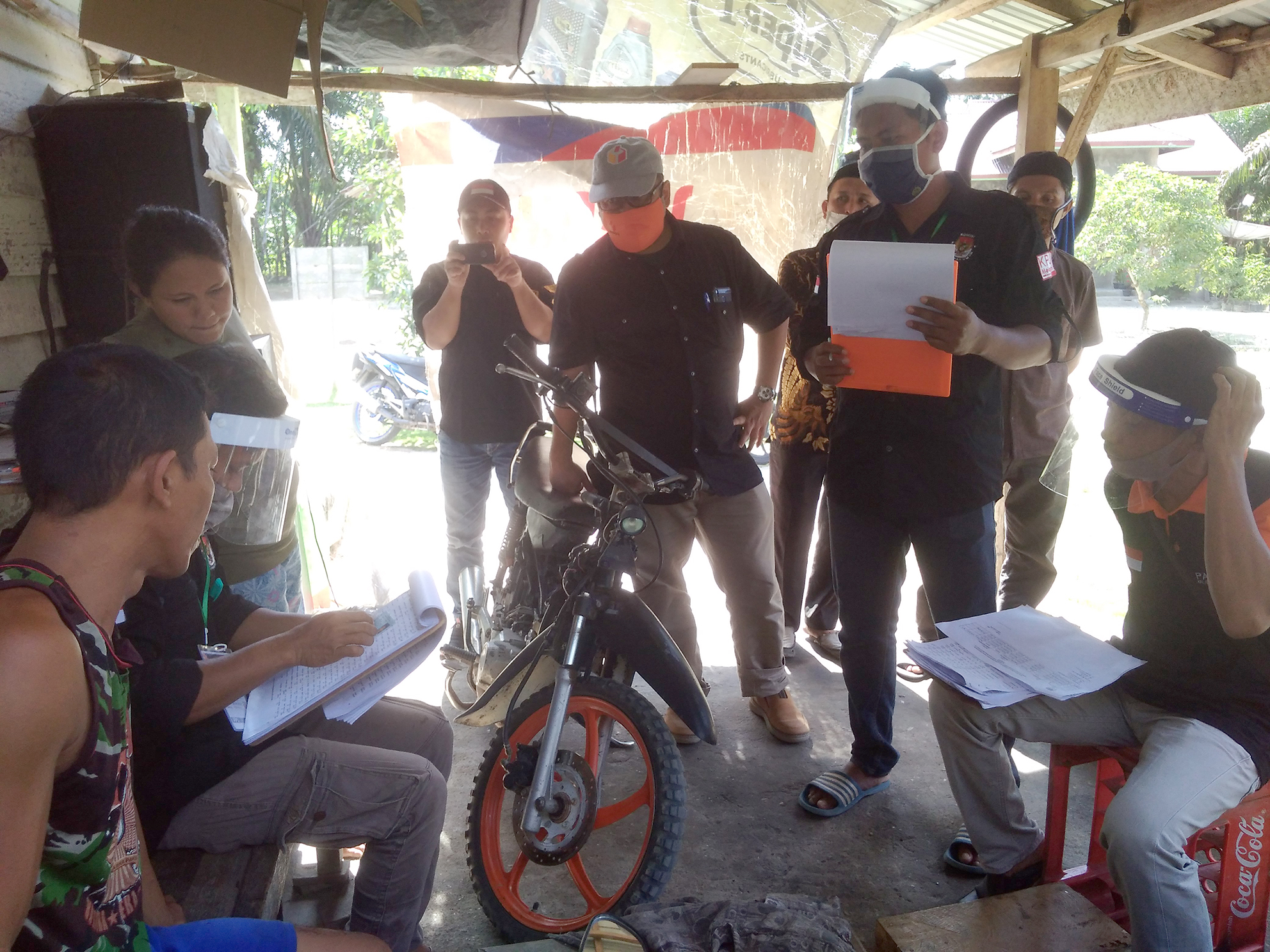 Kasek Bawaslu Riau Lakukan Supervisi terhadap pelaksanaan Verifikasi Faktual pada 2 (dua) Kecamatan di Kabupaten Indragiri Hulu