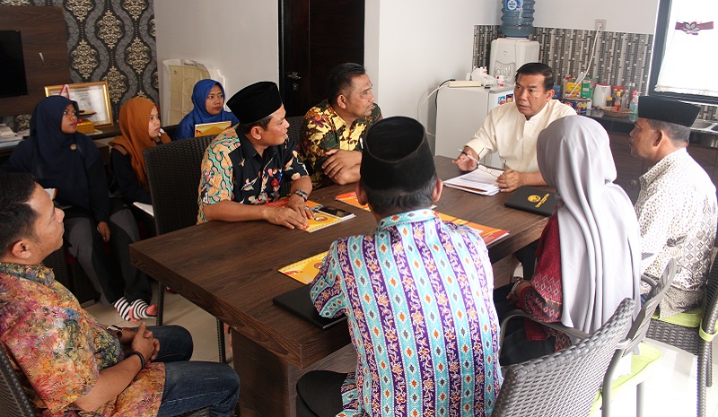 Bawaslu Riau Lakukan Audiensi ke Kediaman Walikota Pekanbaru