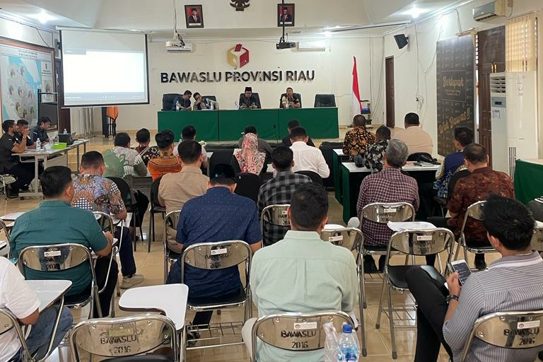 Menjelang penetapan DCT, Bawaslu Riau Kumpulkan Bawaslu Kabupaten/Kota, Ada Apa?