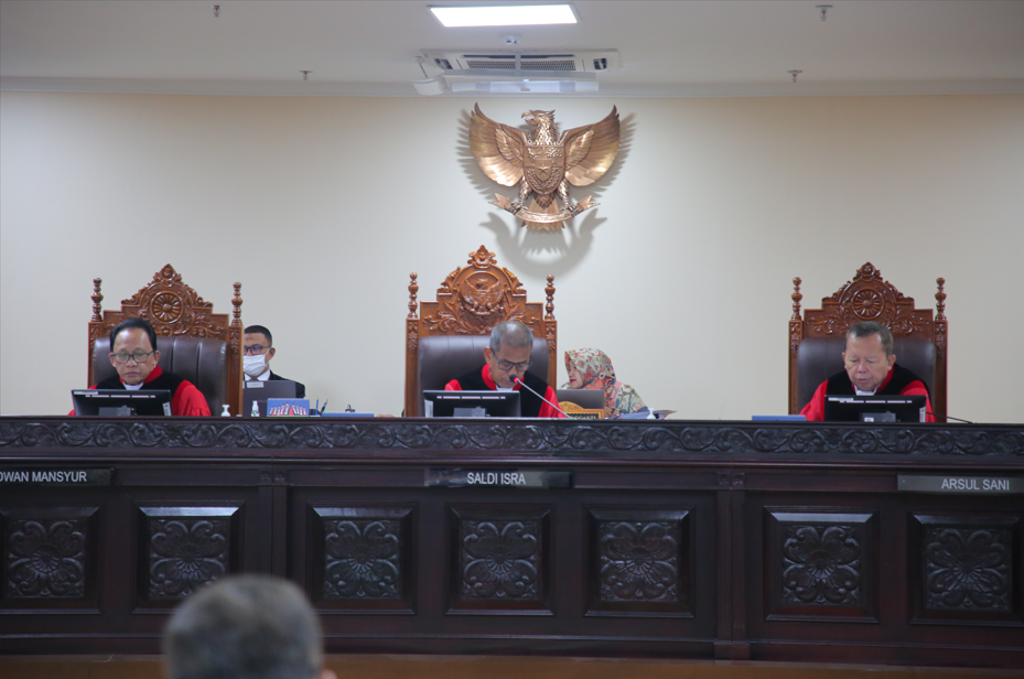 Bawaslu Riau Dampingi Bawaslu Kota Dumai pada Sidang pembacaan permohonan pemohon di MK