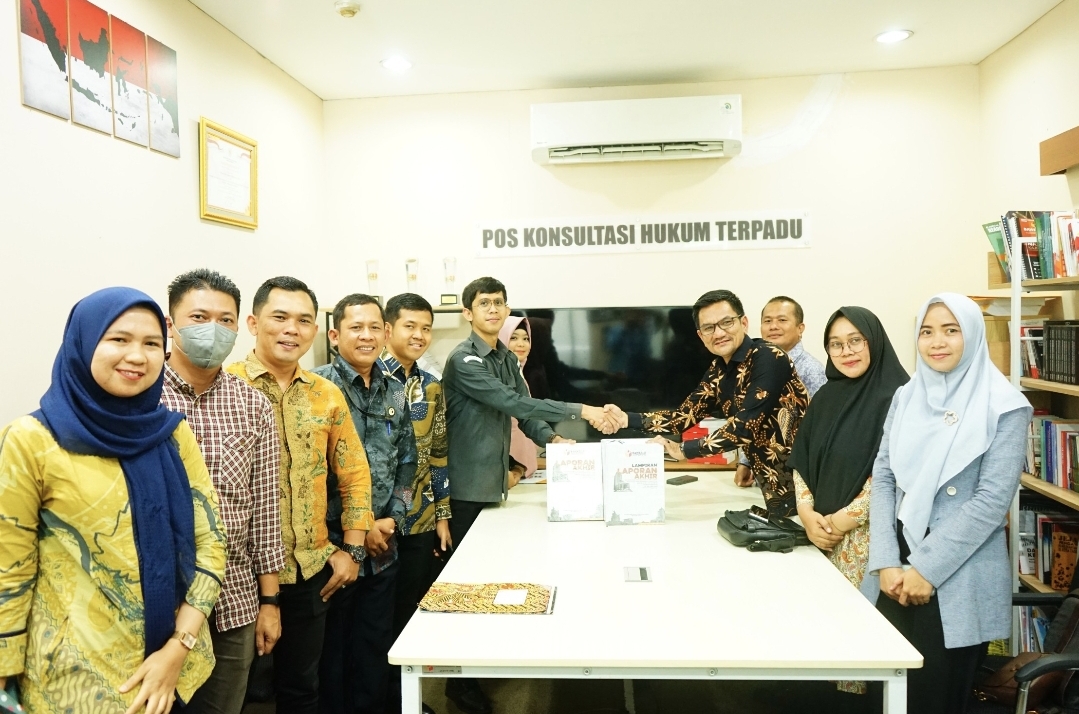 Bawaslu Riau Serahkan Laporan Hasil Pengawasan PSU Ke Bawaslu RI