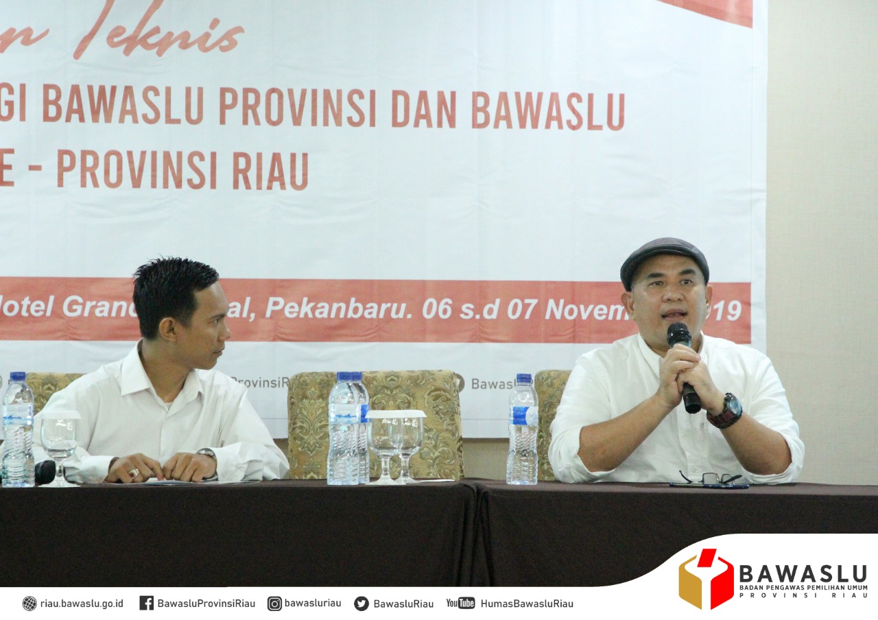 Menjelang Pilkada 2020 Bawaslu Riau Laksanakan Bimtek Penulisan dan Peliputan Berita