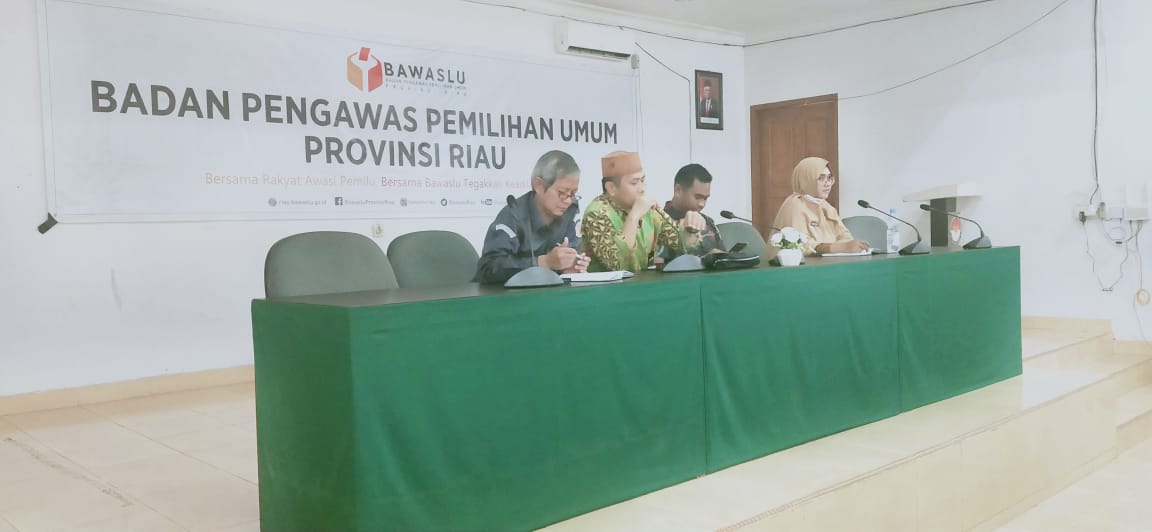 Tingkatkan Kinerja Bagian Hukum, Humas dan Datin, Dona Donora akan Evaluasi Kinerja Staf