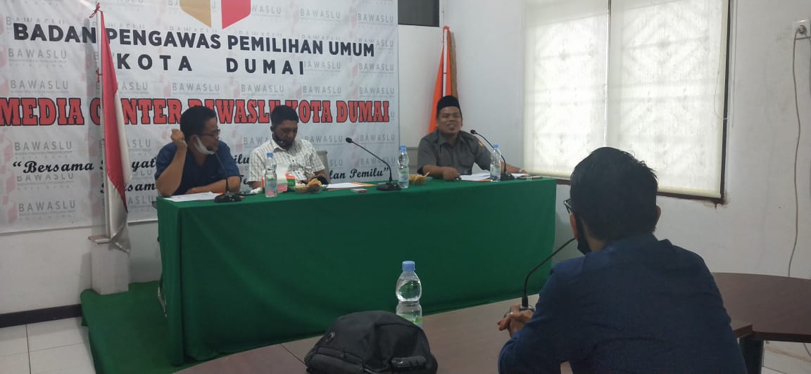 Bawaslu Dumai Seleksi Ulang Calon PAW  Panwaslu Kecamatan Dumai Selatan, Hasan:  "Alhamdulilah, Pelaksanaan Tes Berjalan Lancar"