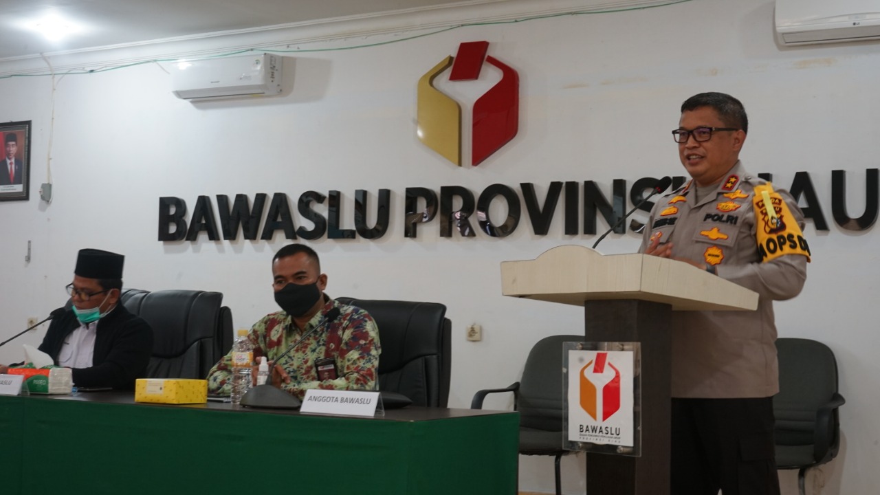 Buka Rakor Sentra Gakkumdu Se Riau, Kapolda : Kita Akan Dukung Keputusan Bawaslu