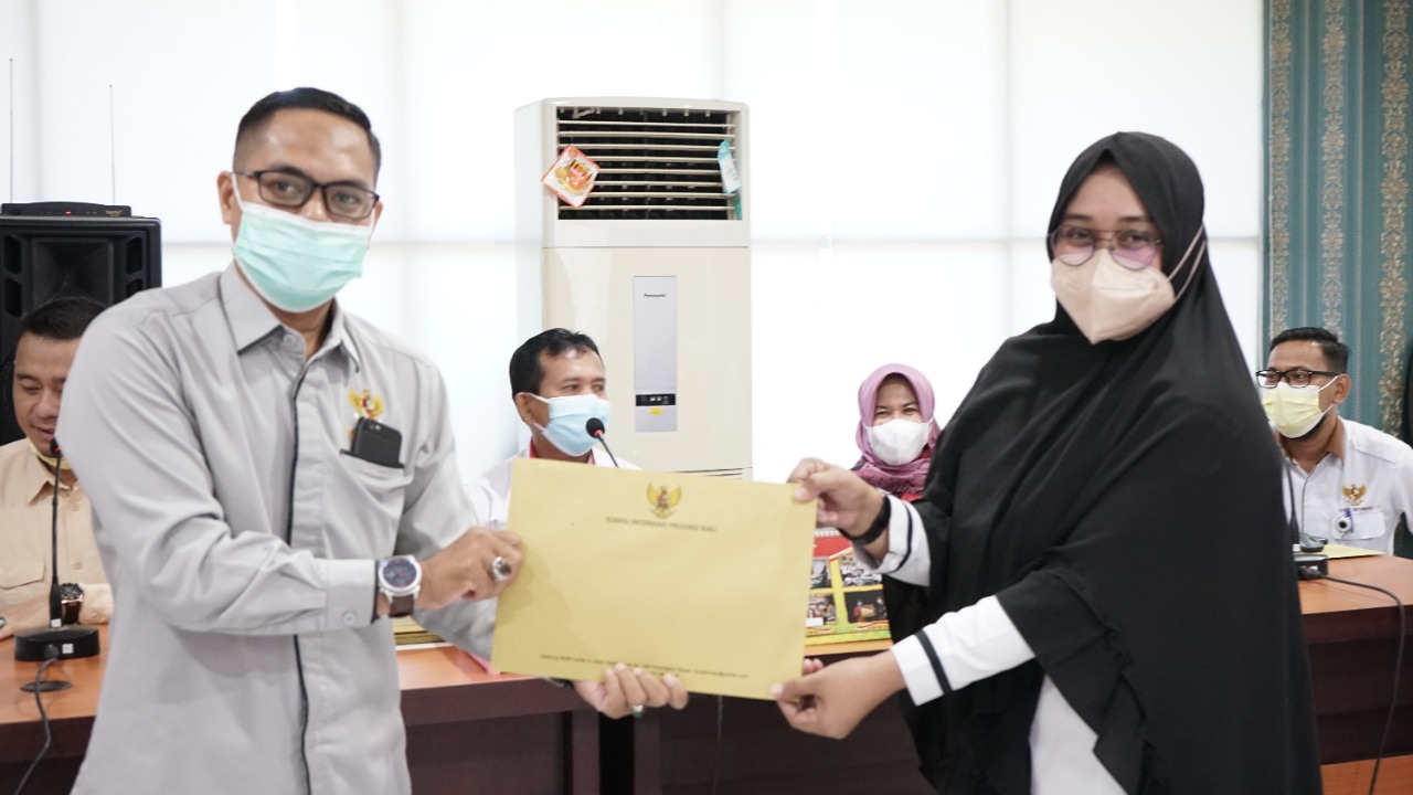 Bawaslu Riau Terima SAQ Informasi Publik