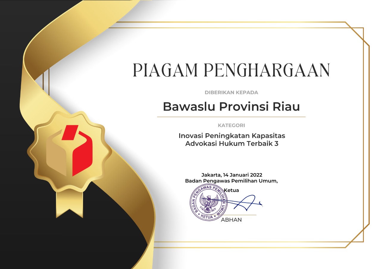 Bawaslu Riau Raih Peringkat III Advokasi Hukum