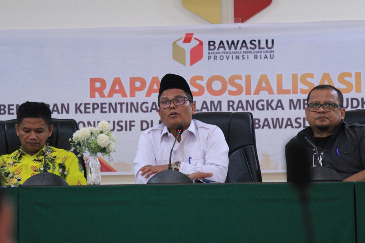 Sosialisasikan Penanganan Benturan Kepentingan, Rusidi: â€œHindari Konflik Kepentingan di Bawaslu, Kerja Akan Jadi Indahâ€