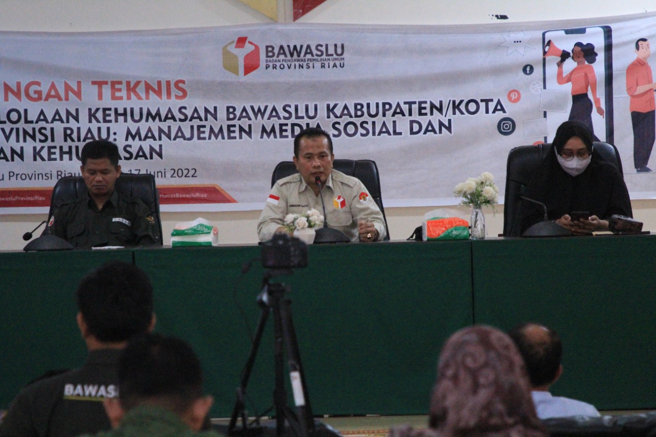 Bawaslu Riau Gelar Peningkatan Layanan Kehumasan Dalam Menghadapi Pemilu 2024