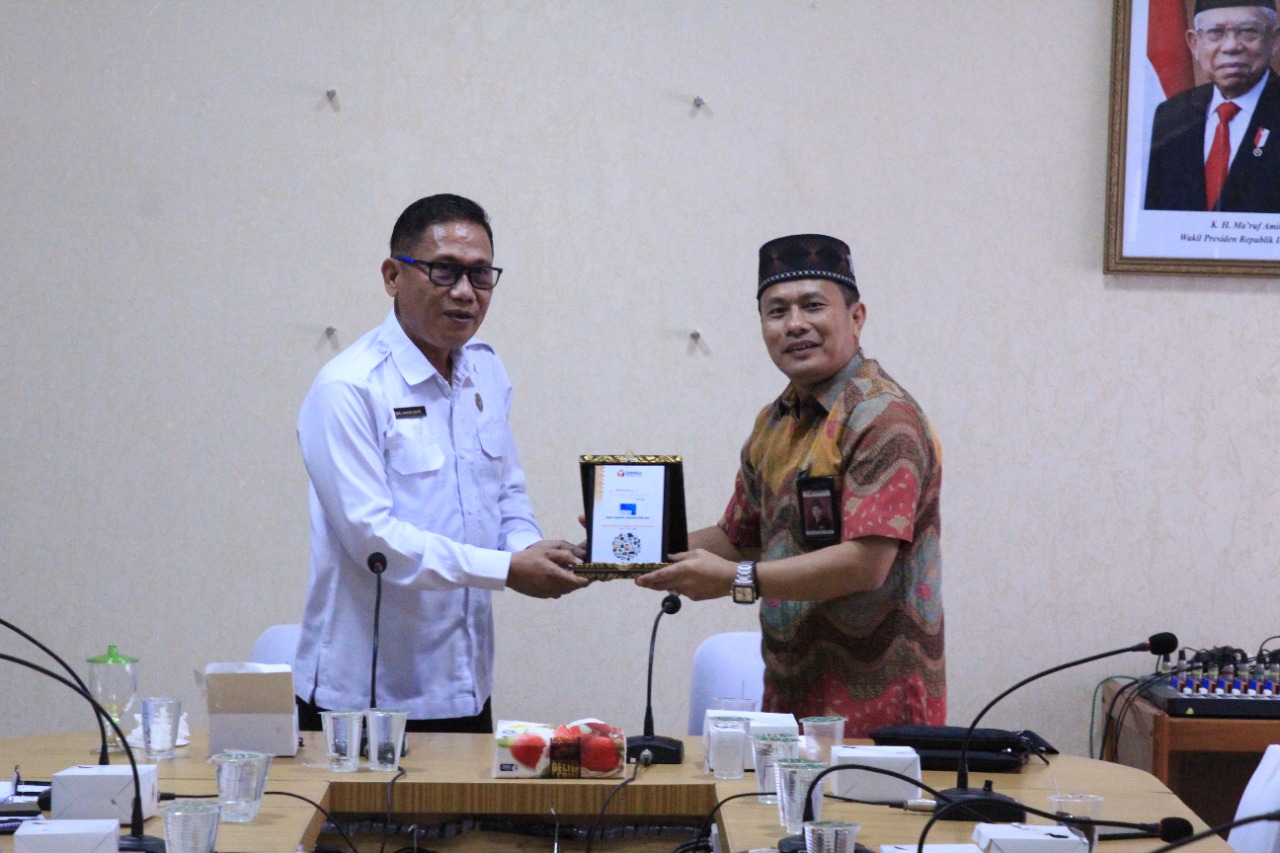 Kunjungi RRI Pekanbaru, Bawaslu Riau Perkuat Sinergi