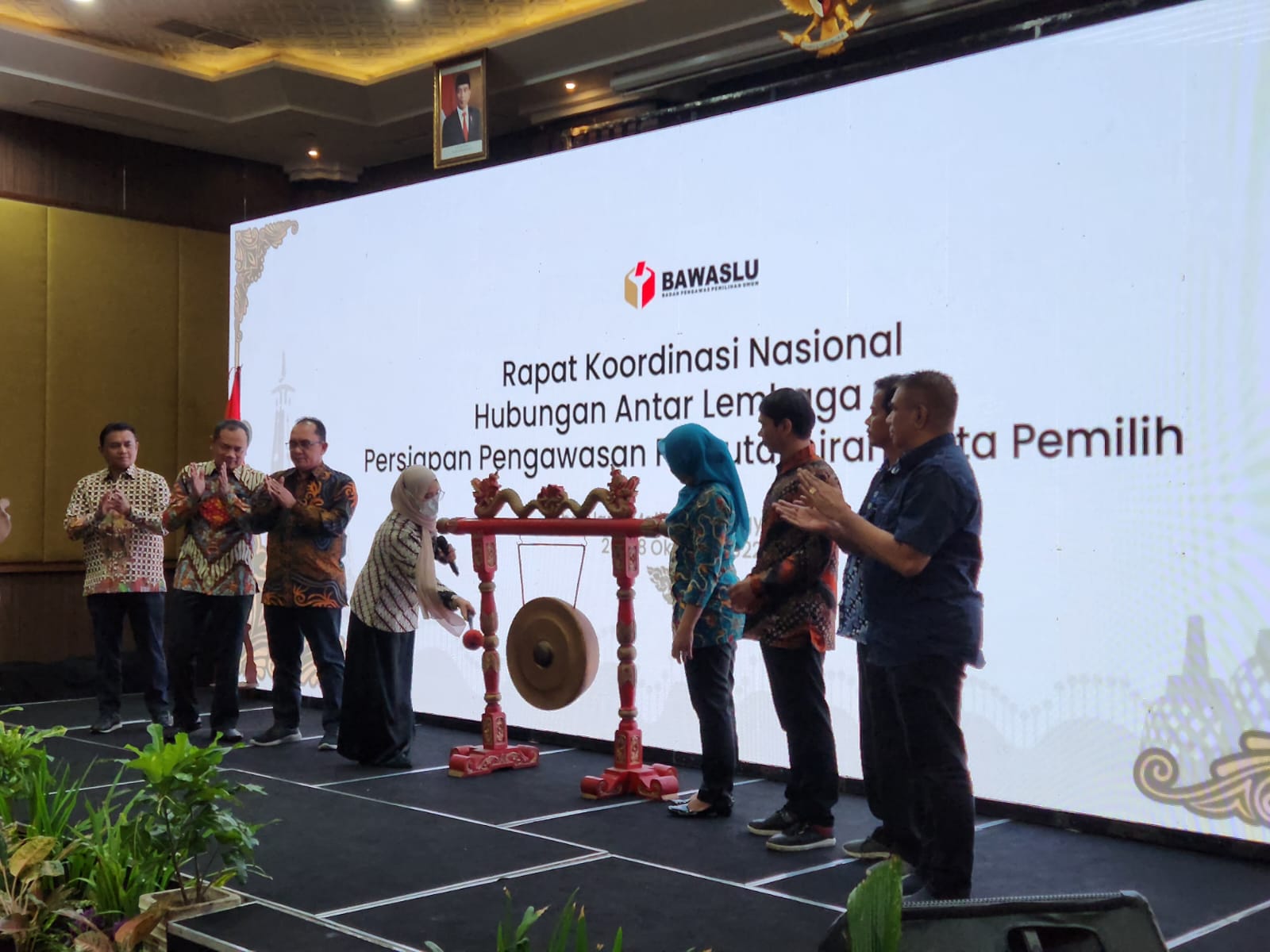 Bawaslu Riau Hadiri Rakornas Hubal dan Pemutakhiran Data Pemilih