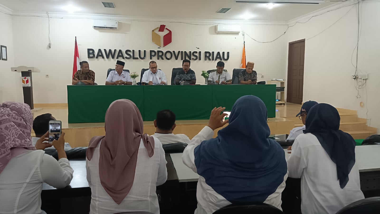 Bawaslu Riau Terima Silaturahmi dan Audiensi DPW Partai Perindo Riau