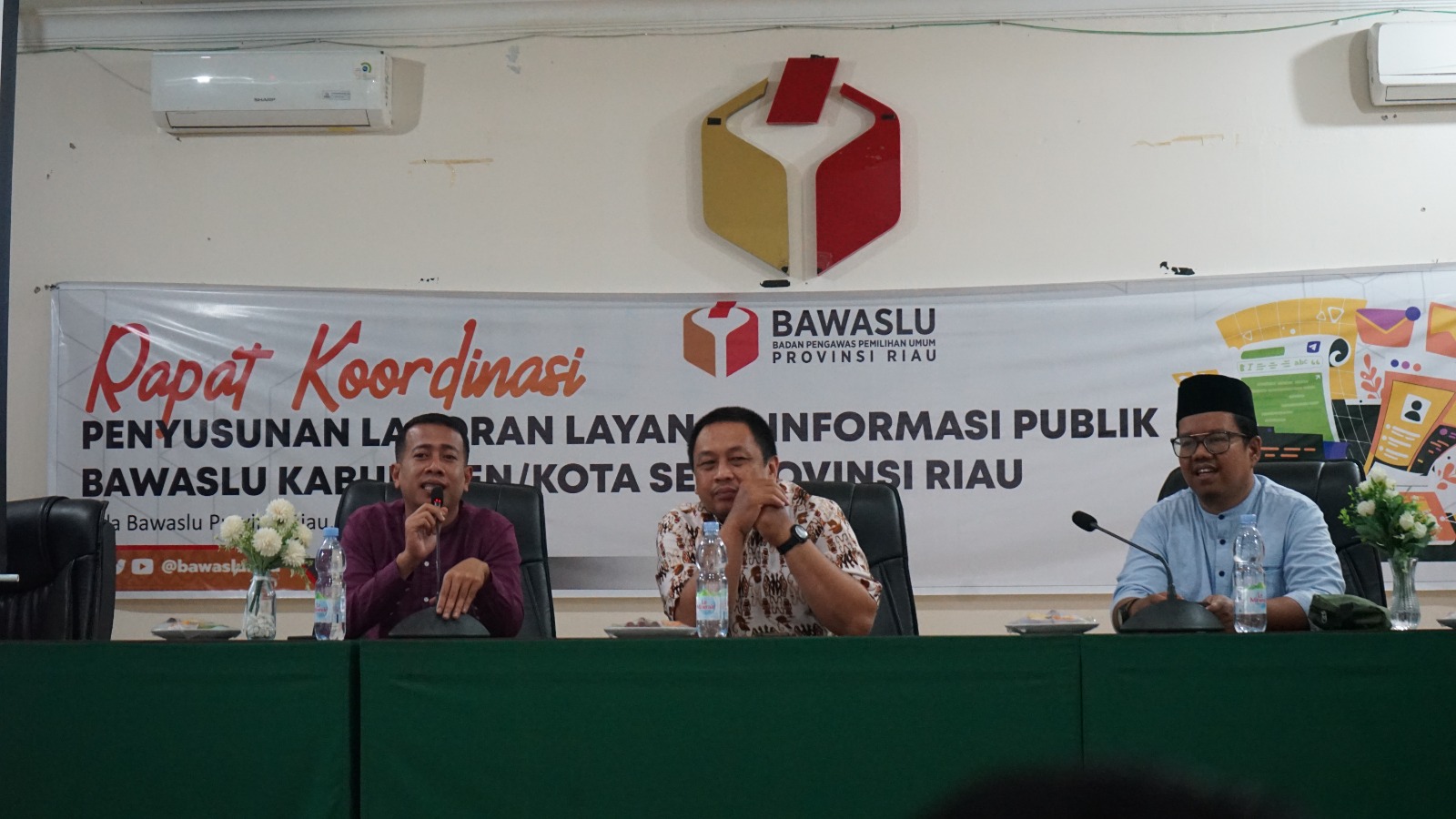 Bawaslu Riau Adakan Rakor Penyusunan Laporan Layanan Informasi Publik
