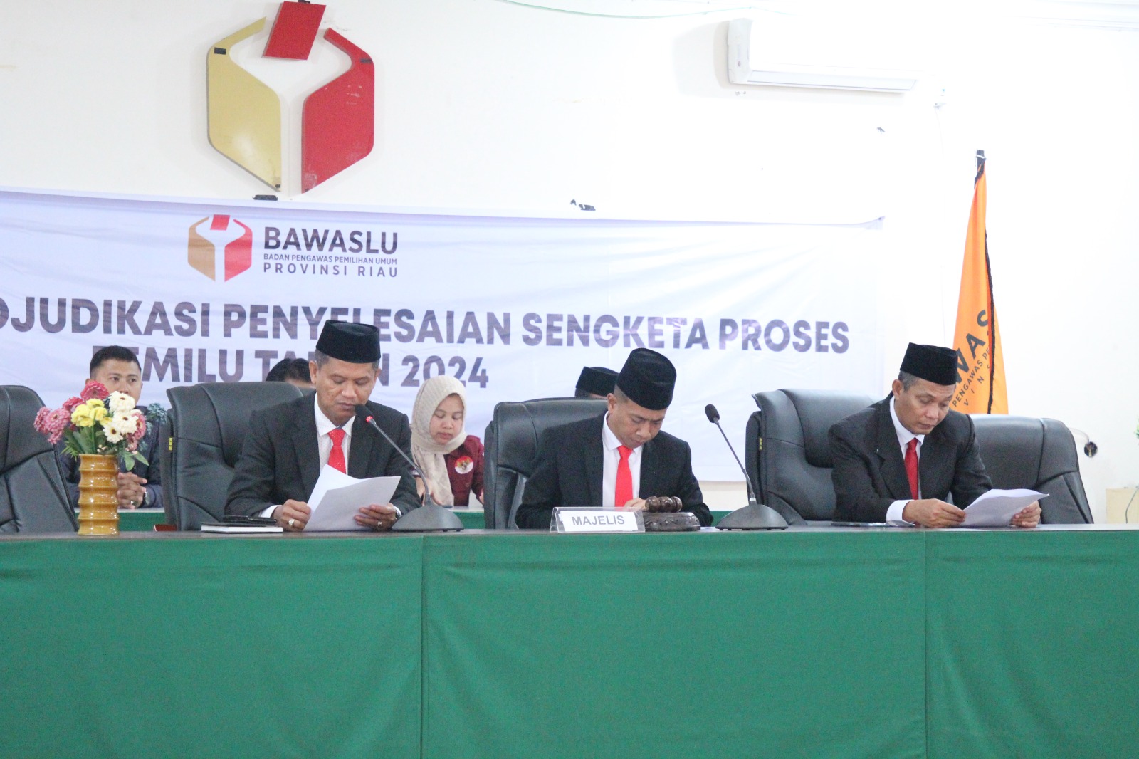 Bawaslu Riau Kembali Lakukan Proses Penyelesaian Sengketa Pemilu dan Selesai Tahap Mediasi