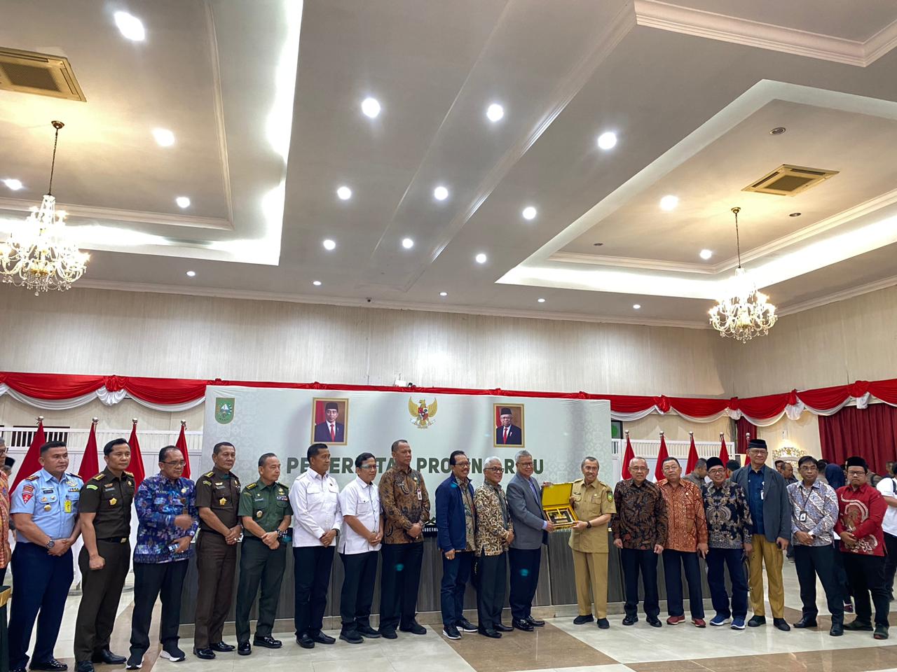 Bawaslu Riau Paparkan Kesiapan Hadapi Pemilu 2024 dihadapan Komisi II DPR RI