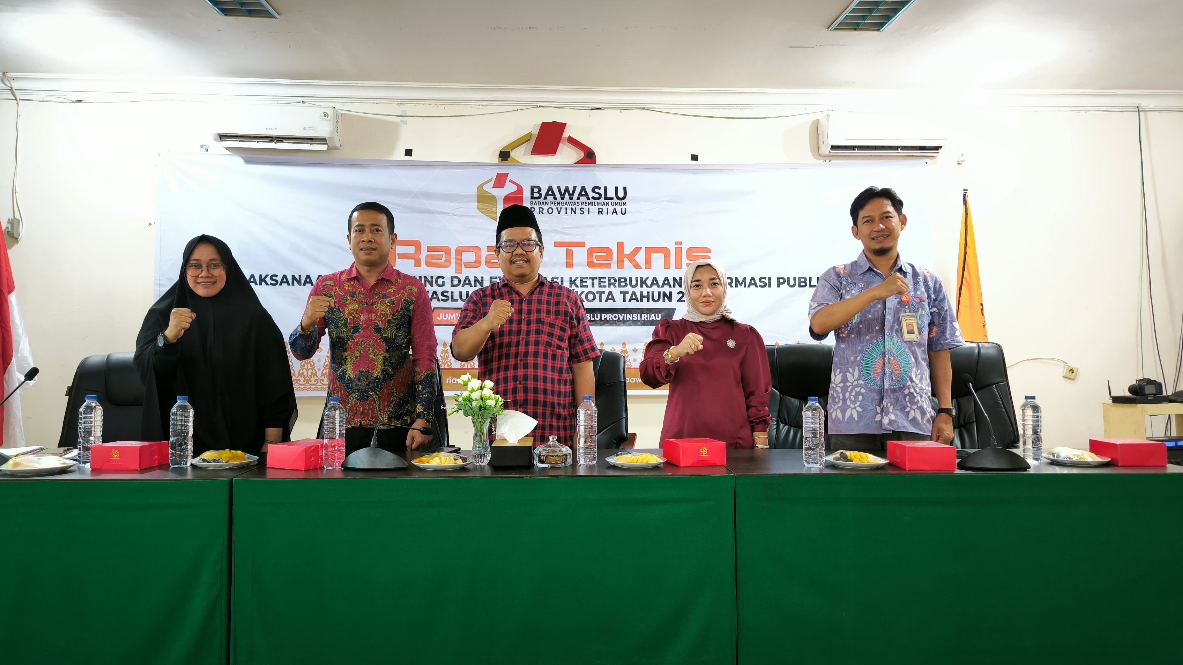 Bawaslu Riau Laksanakan Rapat Teknis Pelaksanaan Monev Pengisian SAQ Bawaslu se-Provinsi Riau