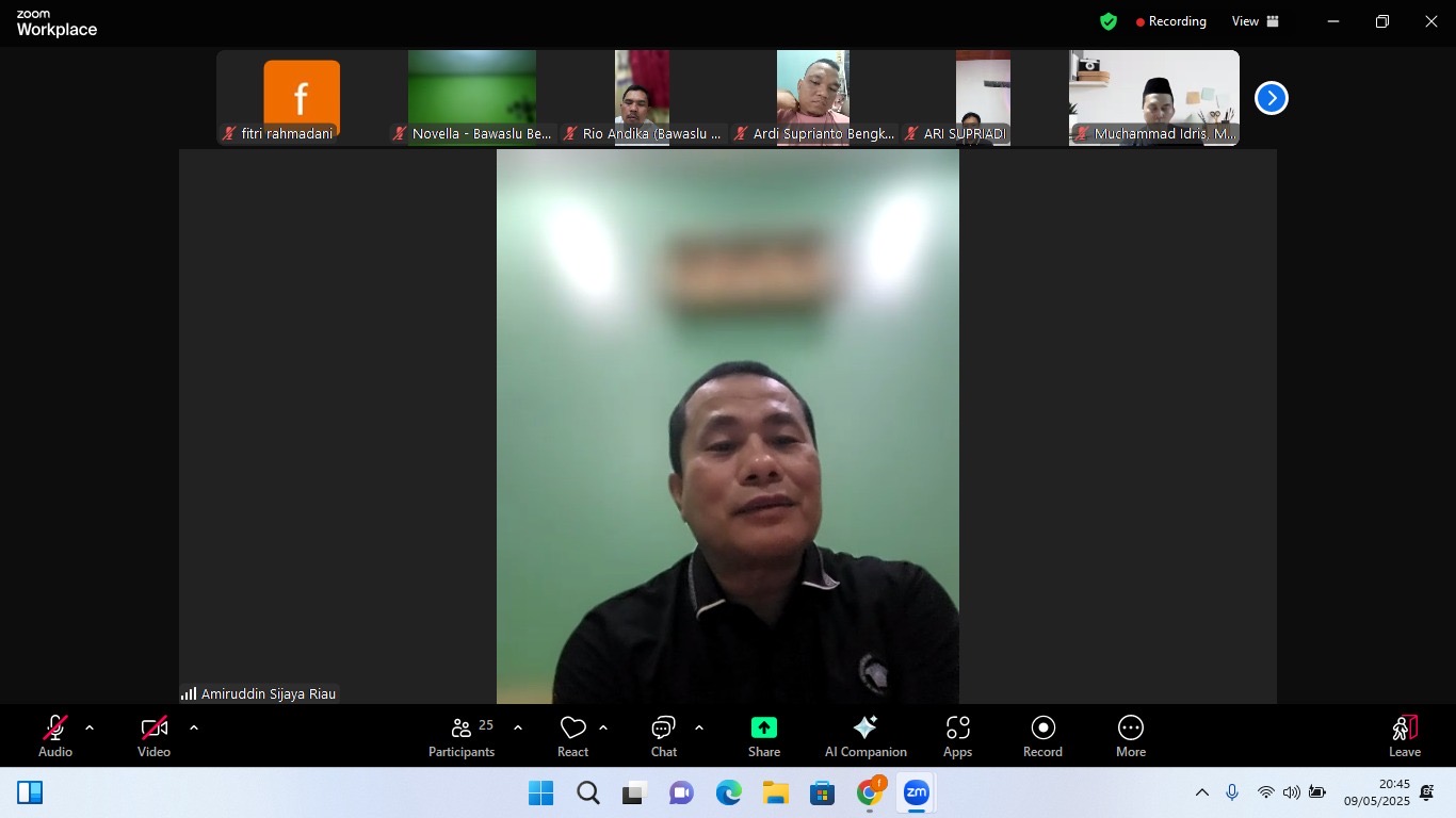 Bawaslu Riau Taja Rapat Rencana Evaluasi Kehumasan untuk Perkuat Publikasi dan Pemberitaan via Daring