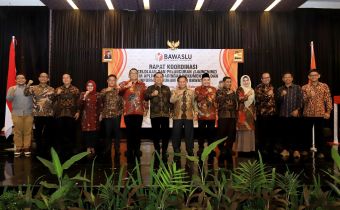 Bawaslu RI Luncurkan Aplikasi JDIH, Fritz: "Bawaslu Siap Menjadi Badan Publik yang Informatif, Terbuka, dan Visioner,"