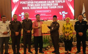 Awasi Langsung Penetapan Calon Gubernur dan Wakil Gubernur Riau Terpilih, Bawaslu Riau Apresiasi Pilkada Berjalan damai dan Demokratis
