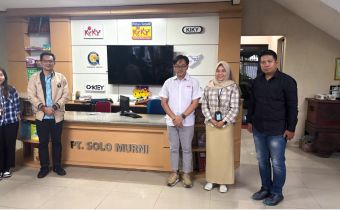 Bawaslu Riau Awasi Ketat Produksi Logistik Pemilihan Serentak Tahun 2024 di PT. Solo Murni