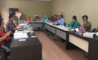 Sentra Gakkumdu Riau Bahas Kasus Tindak Pidana Pemilihan Pilkada Serentak 2017