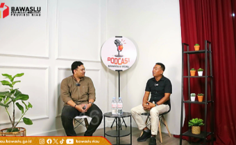 Podcast Bawaslu Riau Menjadi Sarana Penyampaian Informasi Kepemiluan