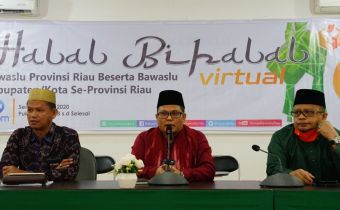 Halalbihalal dengan Bawaslu se-Riau, Ketua Bawaslu RI Ajak Jajaran Pengawas Pemilu  Perkuat Soliditas