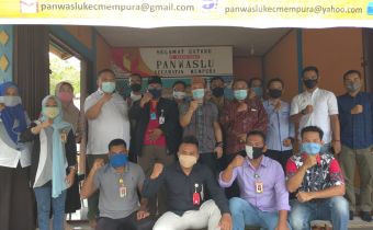 Bawaslu Riau Laksanakan Supervisi Penanganan Pelanggaran di Siak dan Pelalawan, Amiruddin Sijaya Beri Arahan ke Panwascam Mempura dan Langgam