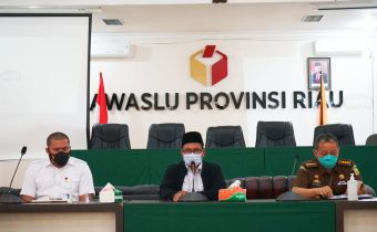 Sentra Gakkumdu  Riau Bahas Dugaan dan Potensi Pelanggaran Pidana Pada PSU Pilkada 2020