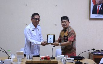 Kunjungi RRI Pekanbaru, Bawaslu Riau Perkuat Sinergi