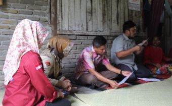 Hasan Secara Langsung Mendatangi Pemilih Yang Berpotensi Terabaikan