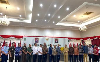 Bawaslu Riau Paparkan Kesiapan Hadapi Pemilu 2024 dihadapan Komisi II DPR RI