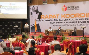 JELANG PEMILU 2024 BAWASLU RIAU JALIN SINERGITAS BERSAMA MEDIA