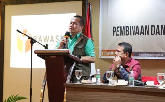 Antisipasi Penyebaran Informasi Hoax Pemilu 2024, Bawaslu Riau Bentuk Tim Fasilitasi Pengawasan Konten Internet (Siber)