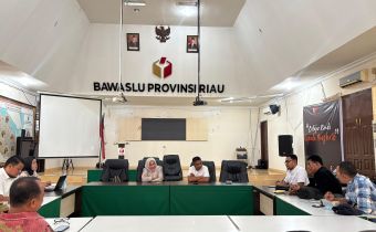Dorong Peran Milenial dalam Pengawasan Pemilu, Bawaslu se-Riau gelar Bawaslu Goes To School