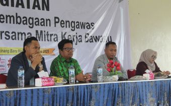 Bawaslu Kampar Gelar Penguatan Kelembagaan Pengawas Pemilu Bersama Mitra Strategis, Alnofrizal: Saatnya Tingkatkan Kualitas