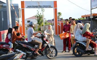 berbagi takjil
